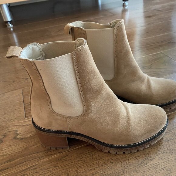 Botte courte (ankle boots) en cuir fini suède avec semelle antidérapante - Picture 2 of 5